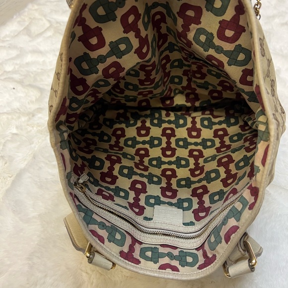 Vintage Gucci Bag - Picture 13 of 16